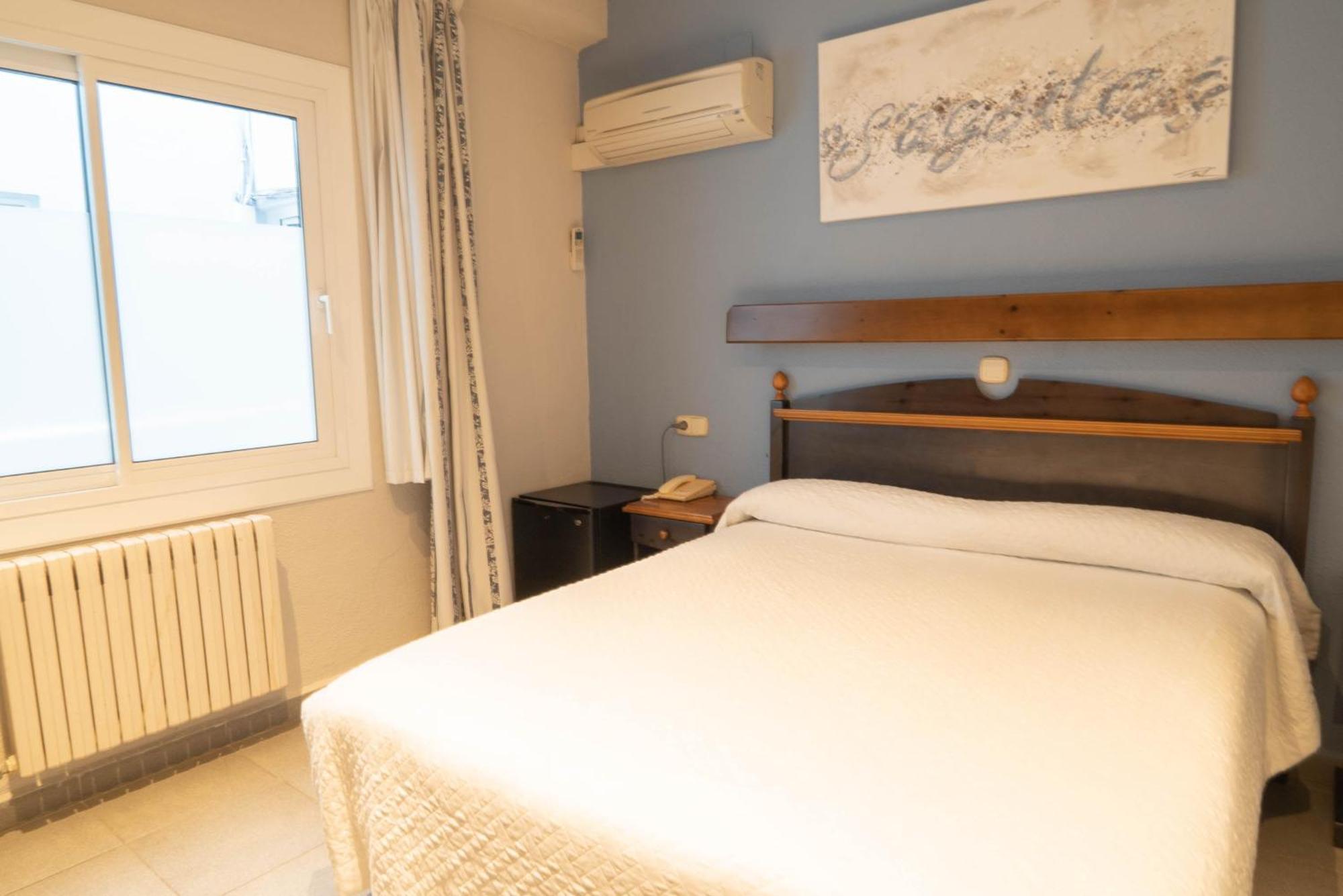 Hotel S'Agoita Platja d'Aro Quarto foto